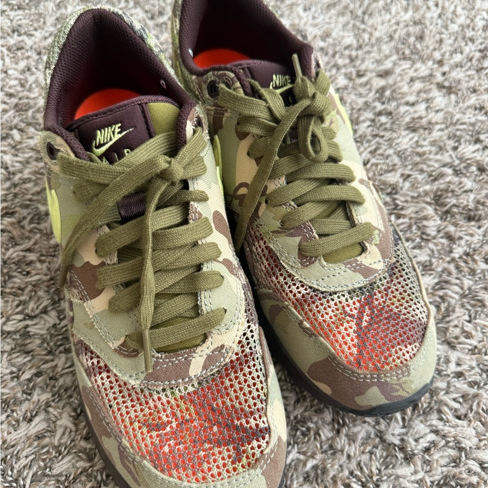 Nike Air Max camo Sneakers
